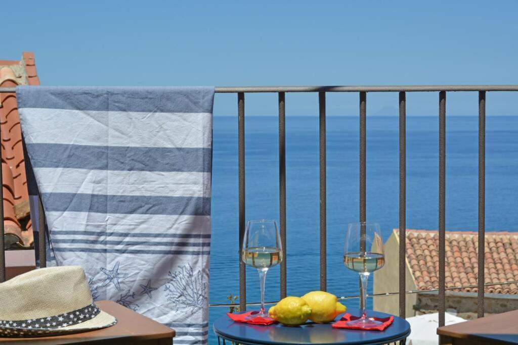 Terrazza Ambrogio Apartman Sant'Ambrogio  Kültér fotó
