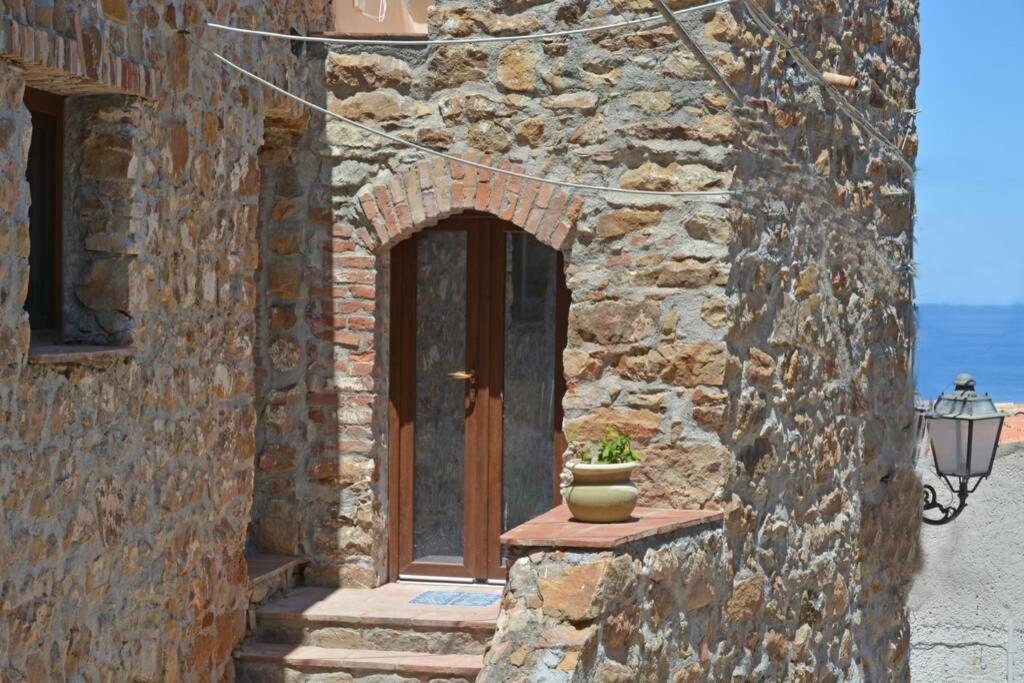 Terrazza Ambrogio Apartman Sant'Ambrogio  Kültér fotó